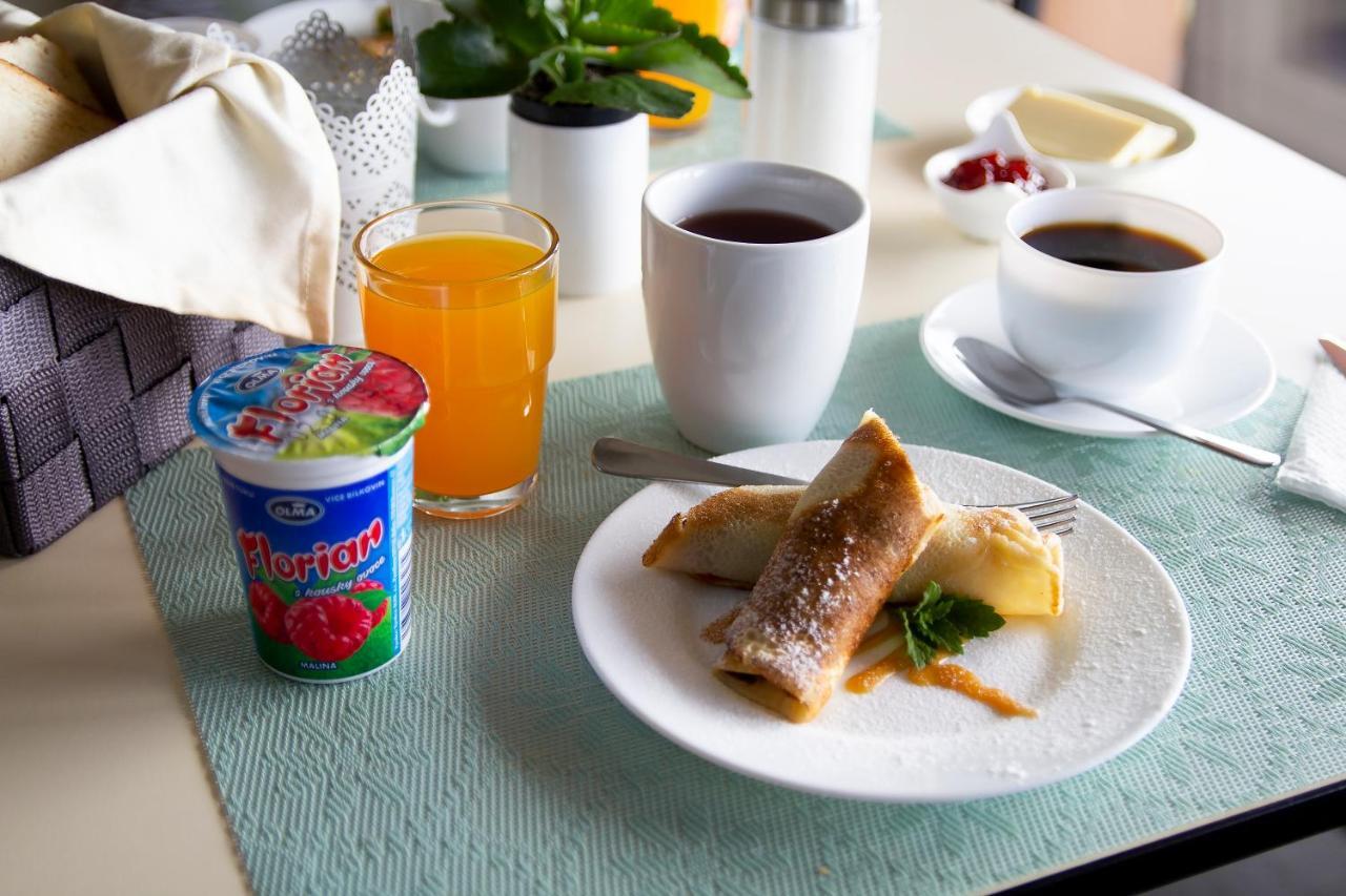 Penzion Cafe Na Svahu Хеб Екстериор снимка